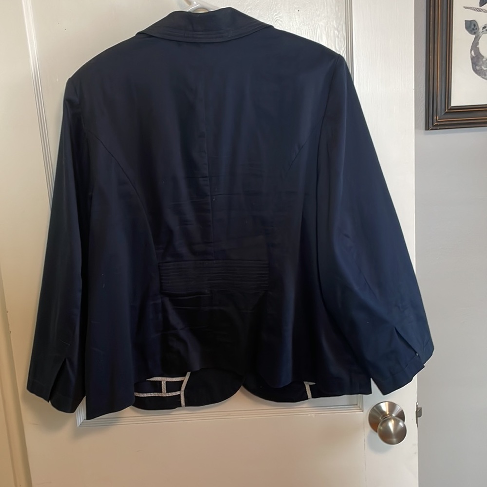 Lane Bryant navy blazer - Picture 4 of 4